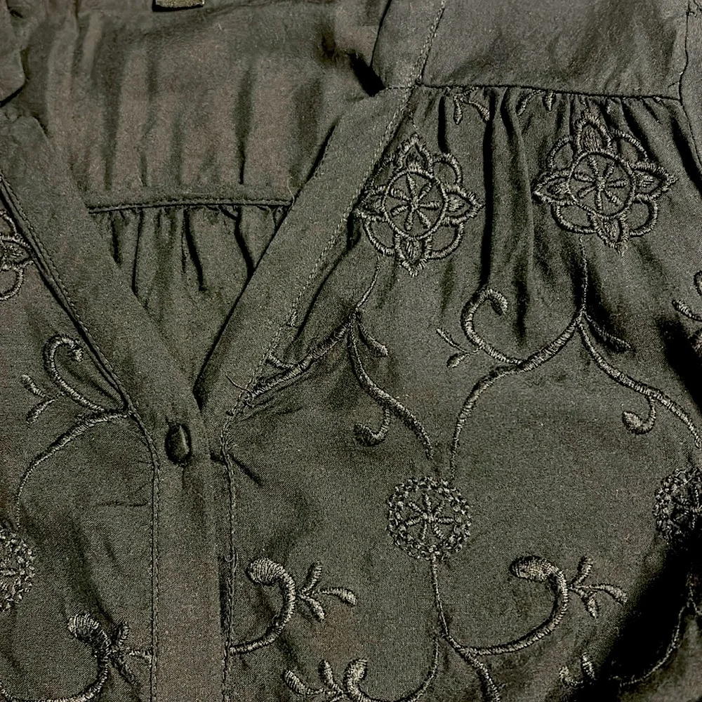 Lucky Brand embroidered pattern black top - Picture 3 of 3